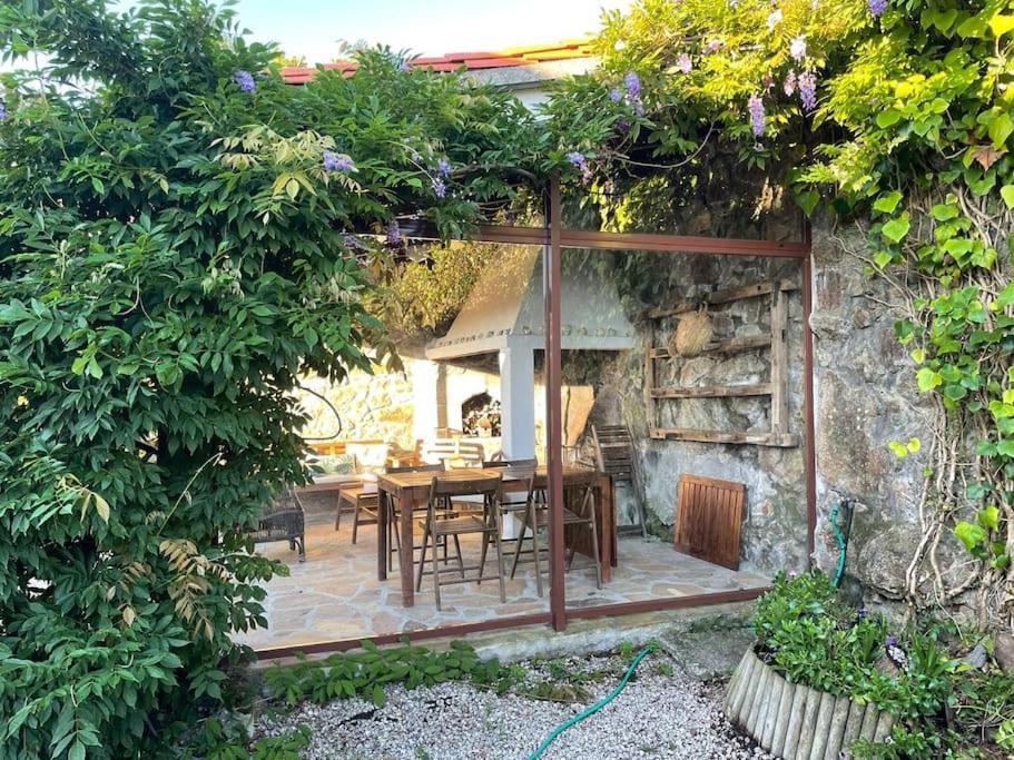 ムシア Lugar Do Curro, San Martino De Ozonヴィラ エクステリア 写真